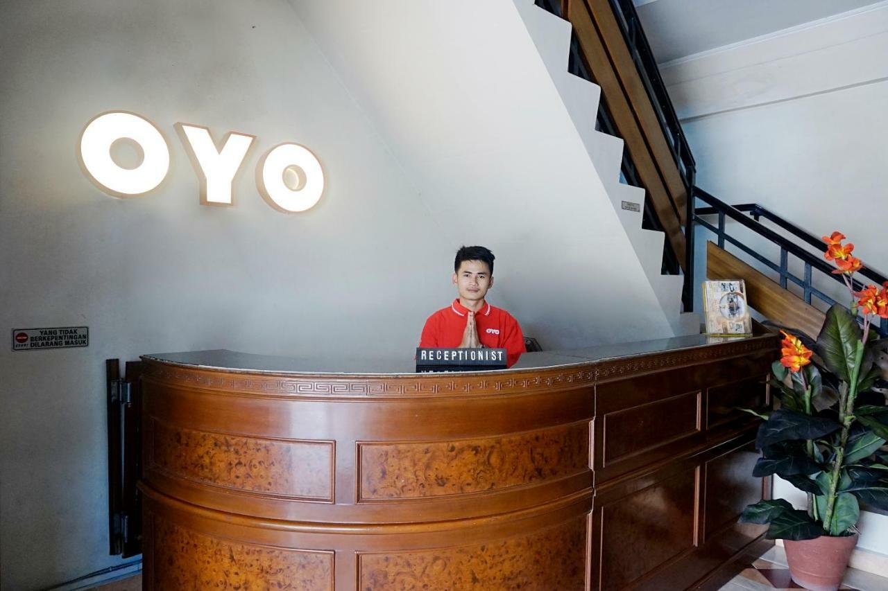 Oyo 627 Tirta Kencana Syariah Hotel Pekanbaru Eksteriør billede
