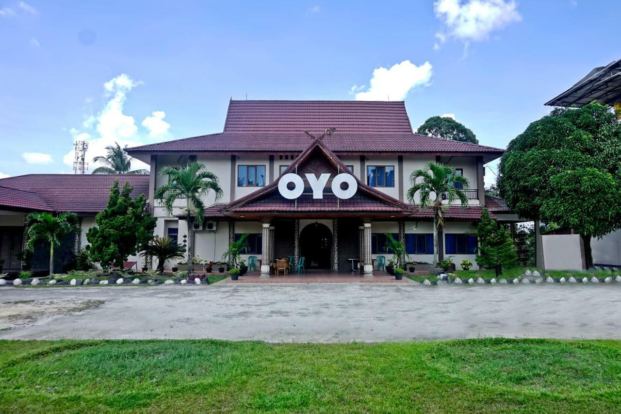 Oyo 627 Tirta Kencana Syariah Hotel Pekanbaru Eksteriør billede