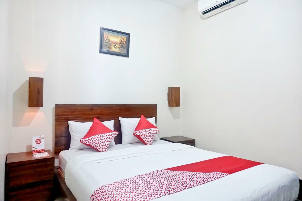 Oyo 627 Tirta Kencana Syariah Hotel Pekanbaru Eksteriør billede